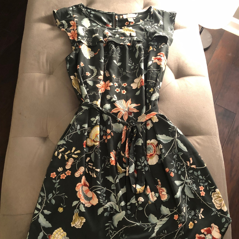 LOFT Floral Shift Dress with Tie Waist Size L